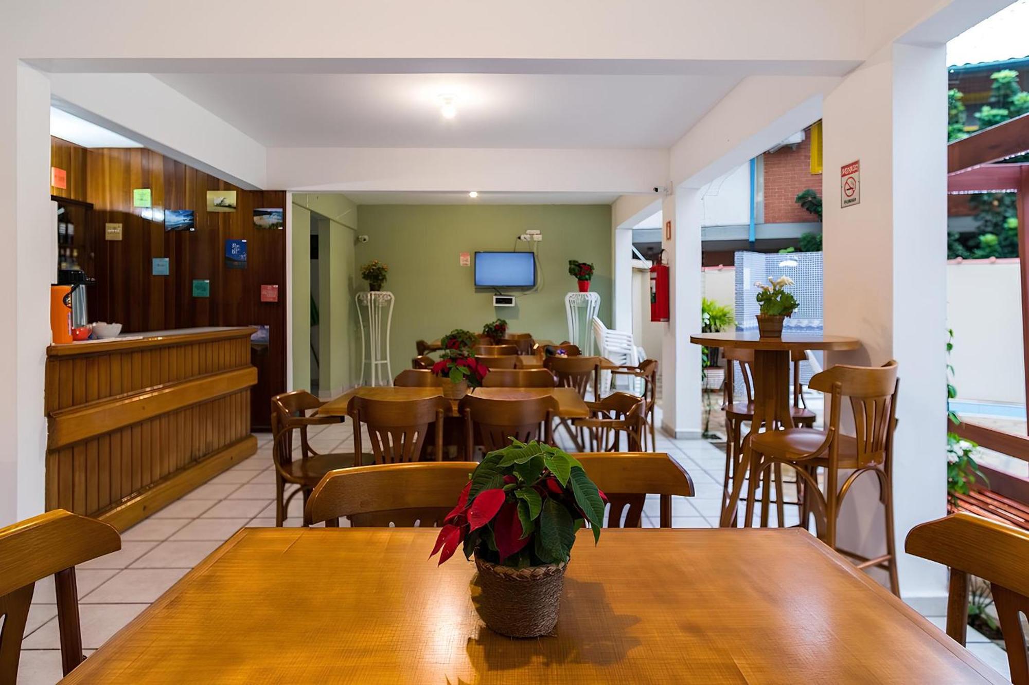 Hotel Ponta Das Toninhas Убатуба Екстер'єр фото
